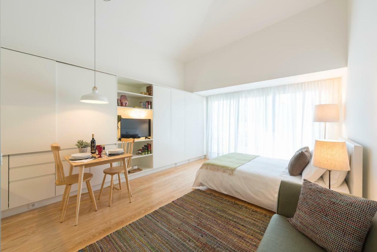 Bright Downtown Apartment Porto Exterior foto